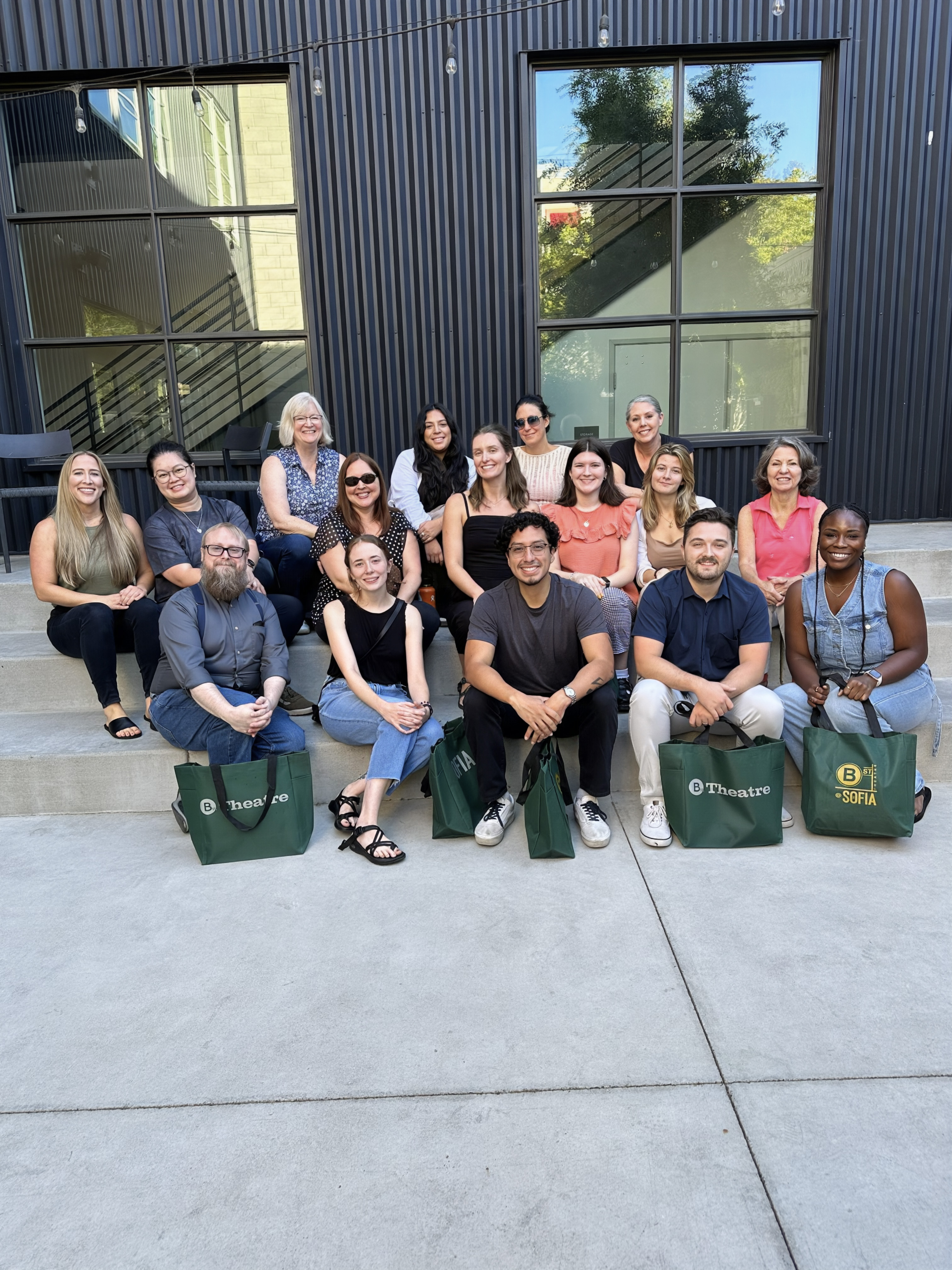 Sagent staff group photo at 2024 Retreat.